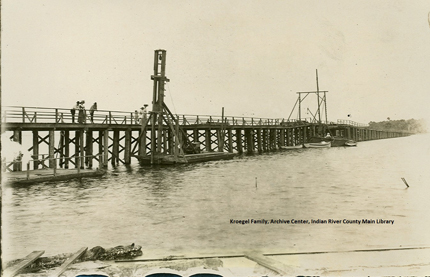 wooden St. Sebastian River bridge, 1912